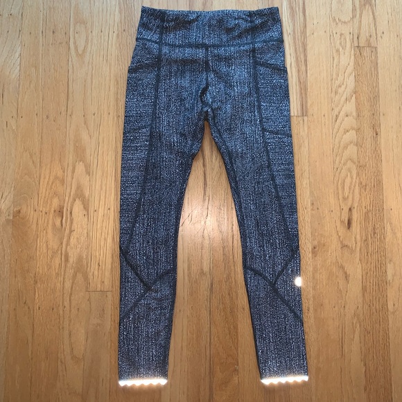 lululemon tight stuff tight II size 4 - Picture 4 of 8